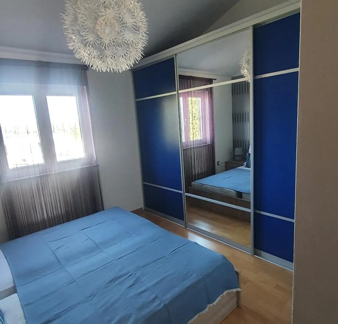 Apartment Mary Stinjan
